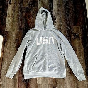 Mens North Face x USA sweatshirt